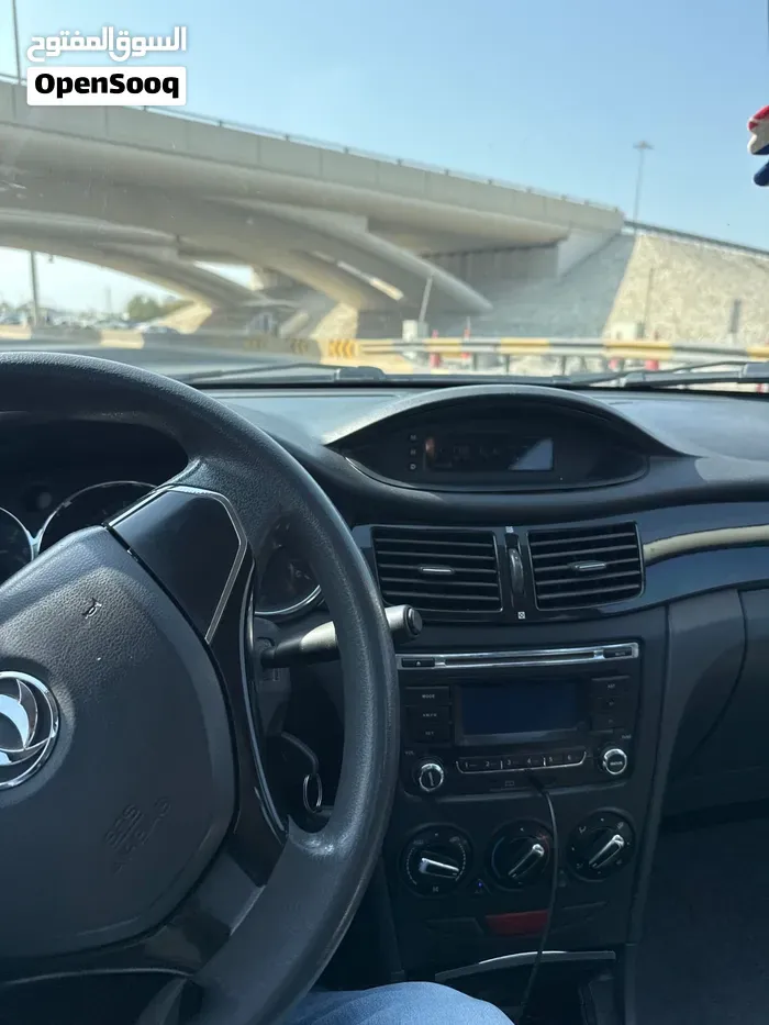 Dongfeng S30