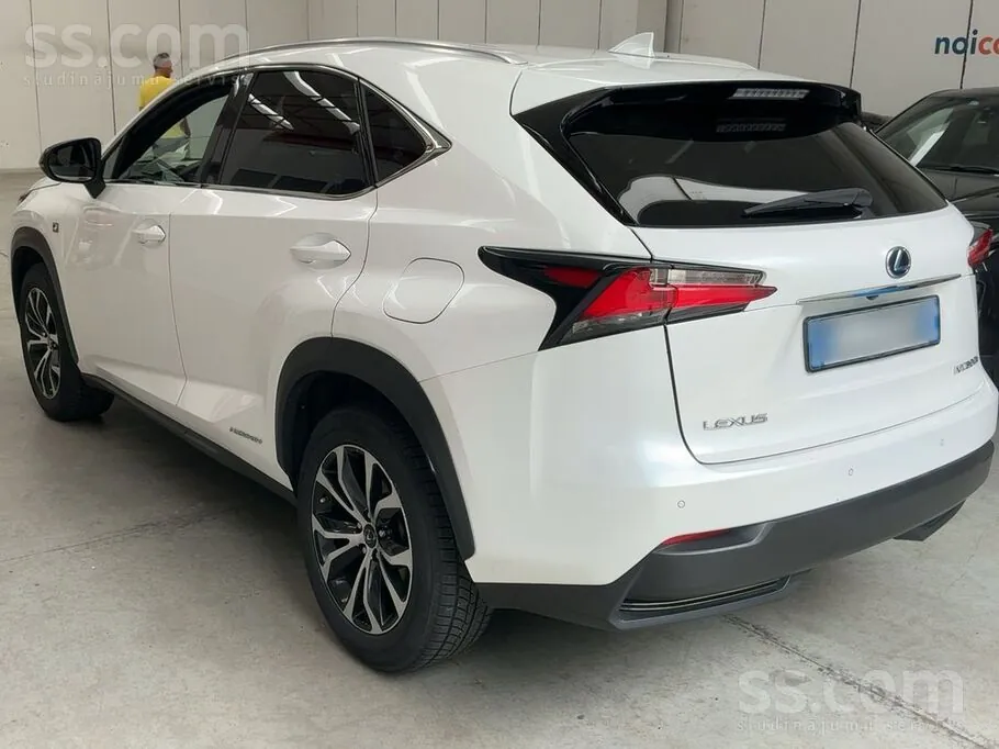 Lexus Nx 300H F Sport 2017 photo 3