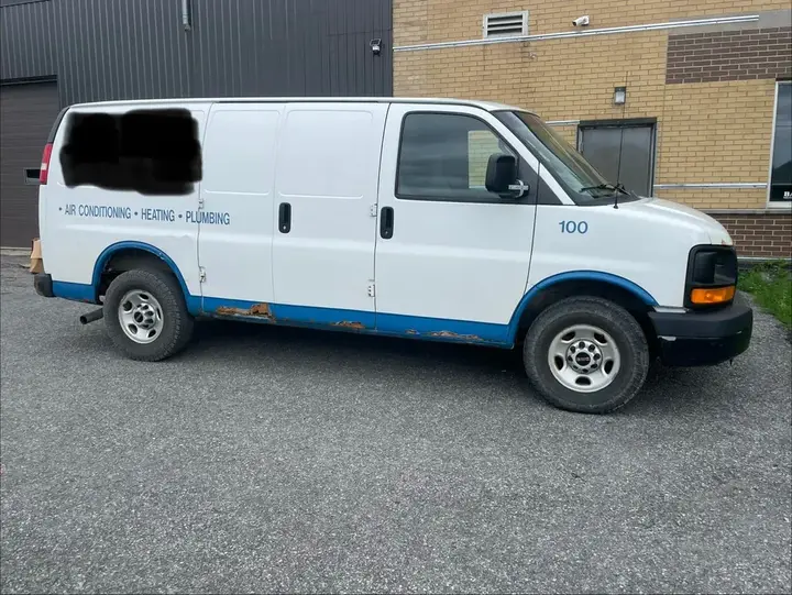 GMC Savana
