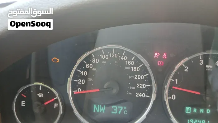 Jeep Cherokee 2010 photo 3