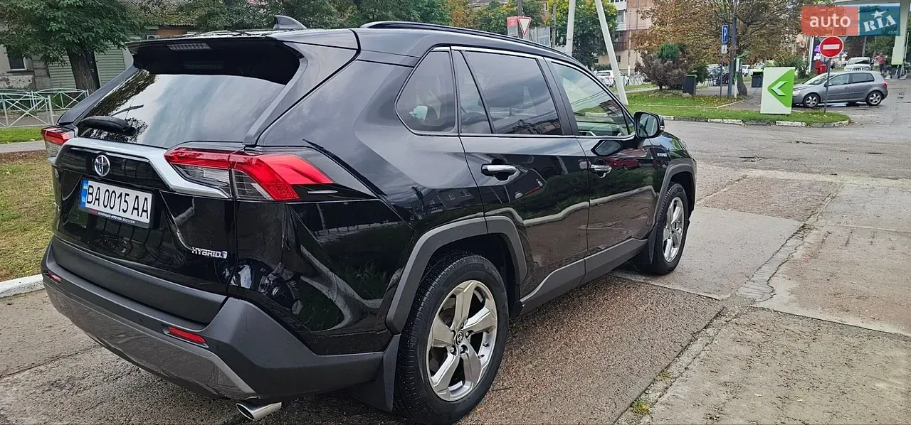 Toyota Rav4 2019 photo 4