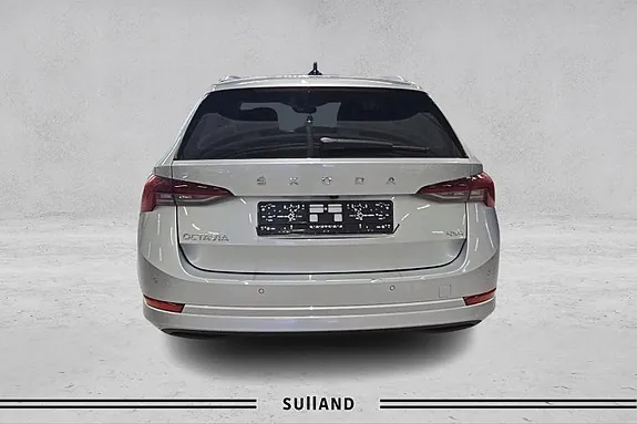 Skoda Octavia 2024 photo 4