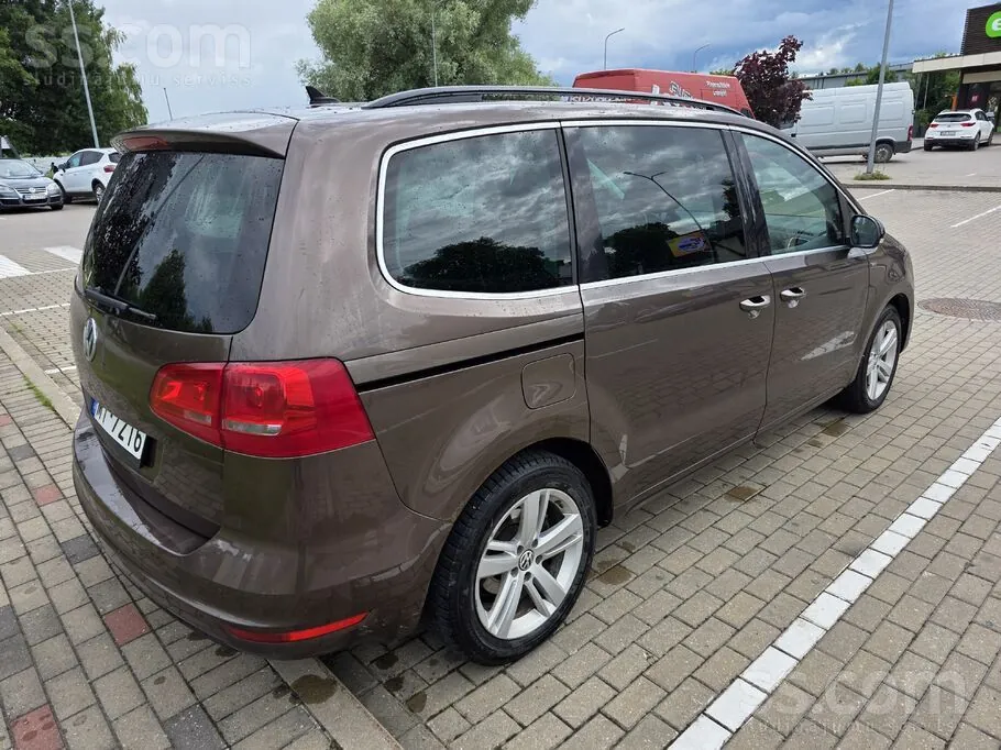 Volkswagen Sharan 2012 photo 4