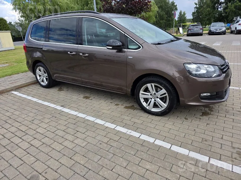 Volkswagen Sharan 2012 photo 3