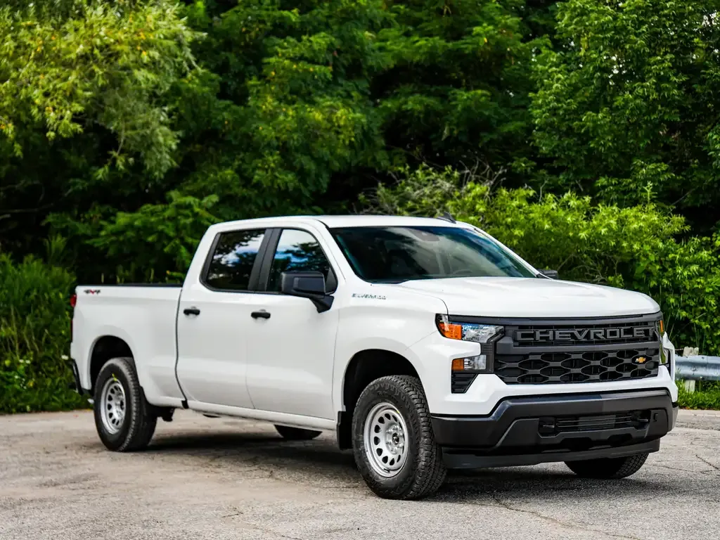 Chevrolet Silverado 1500 2026 photo 3