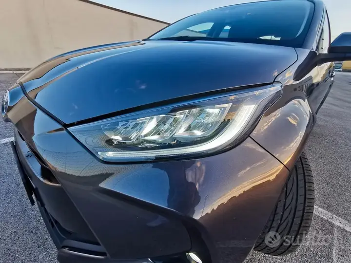 Toyota Yaris 2024 photo 4