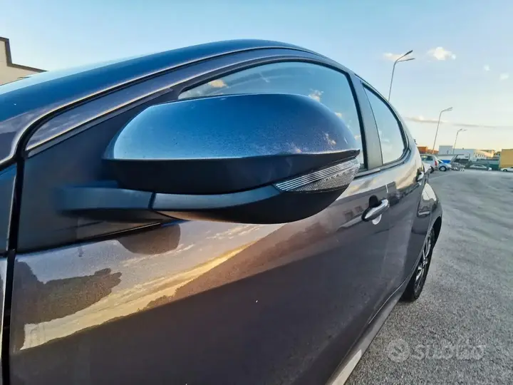 Toyota Yaris 2024 photo 5