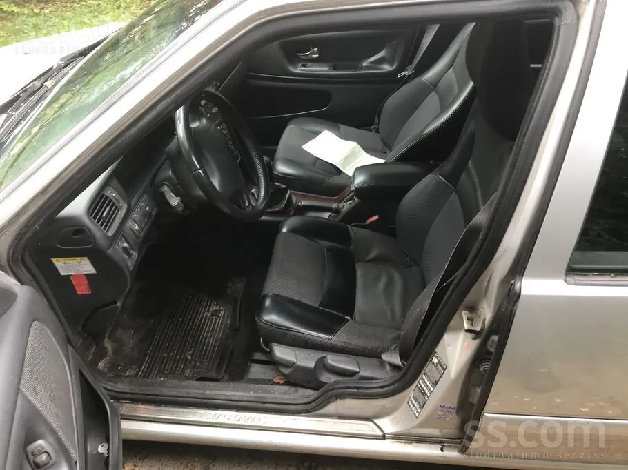 Volvo V70 1999 photo 5