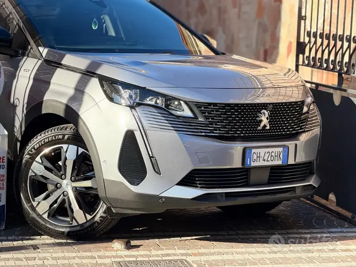 Peugeot 3008 2022 photo 2