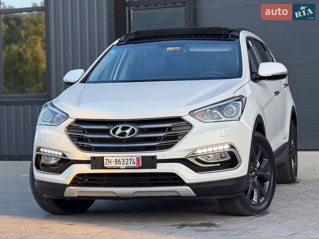Hyundai Santa Fe 2015 photo 3