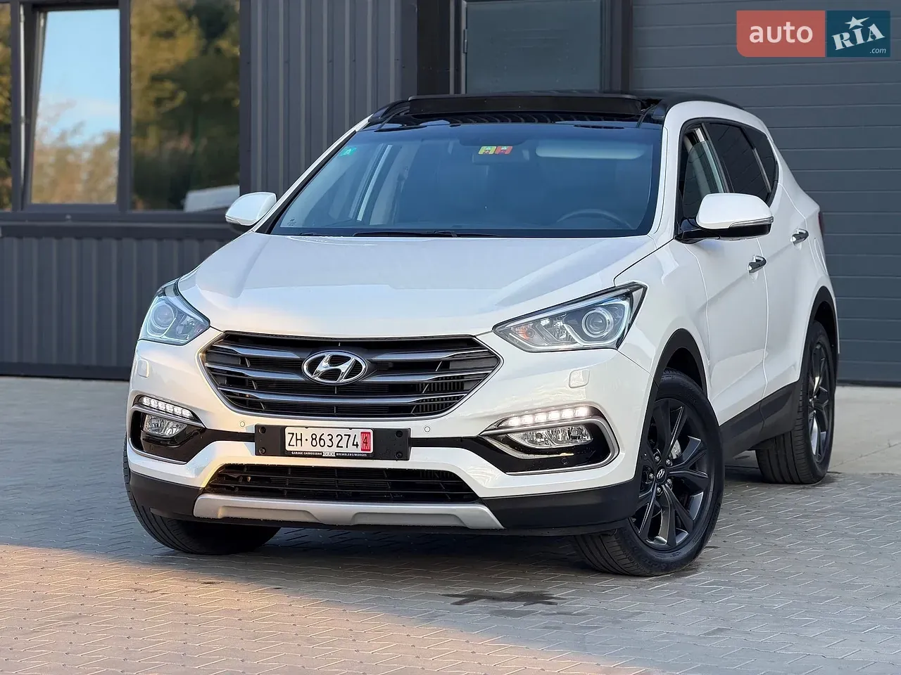 Hyundai Santa Fe 2015 photo 2