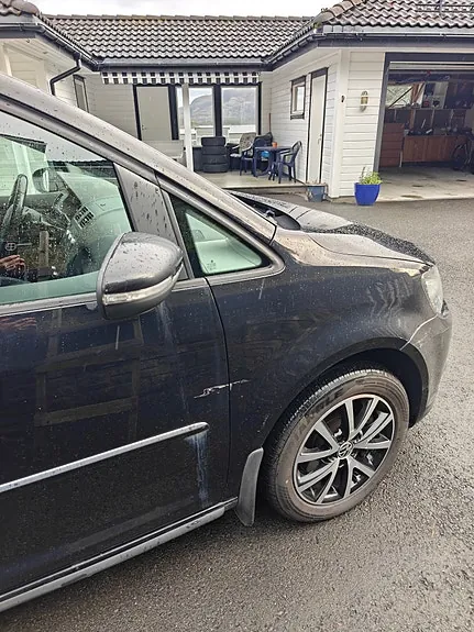 Volkswagen Touran 2013 photo 3