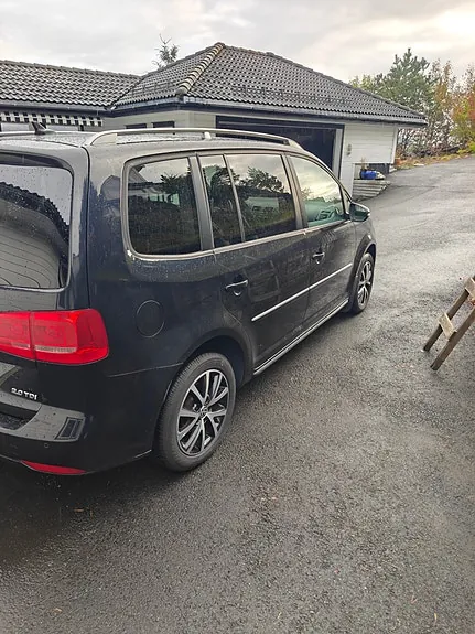 Volkswagen Touran 2013 photo 4