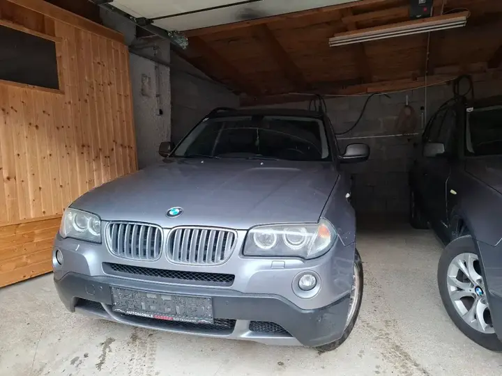 BMW X3 2009 photo 2