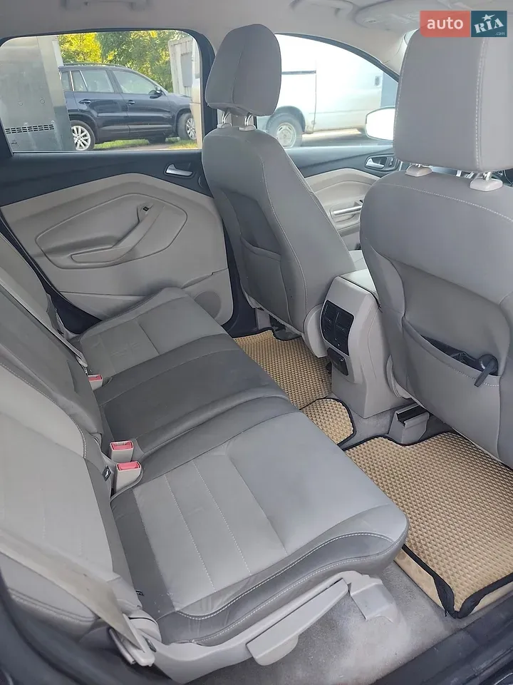 Ford Escape 2012 photo 5