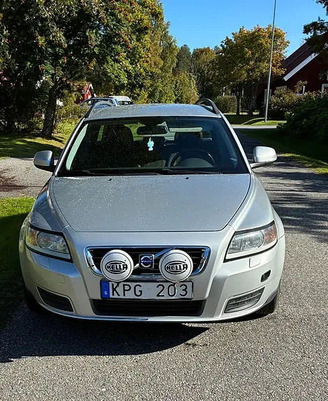 Volvo V50 2010 photo 3