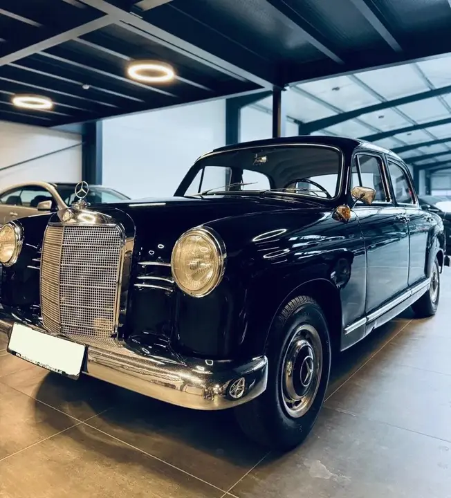 Mercedes-Benz Ponton