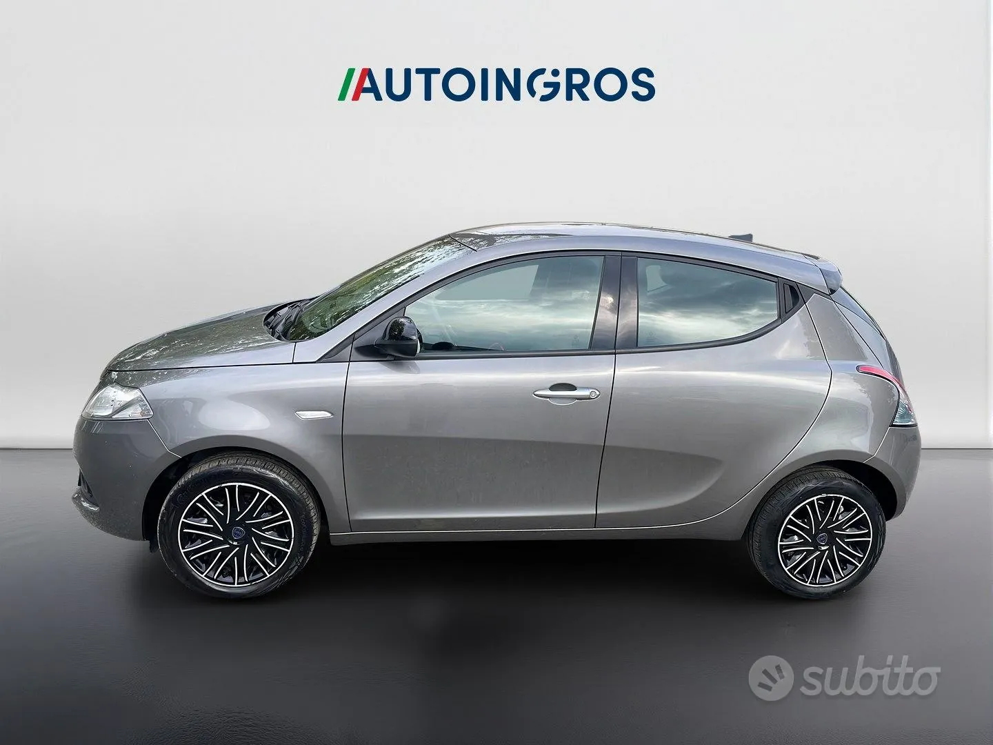 Lancia Ypsilon 2023 photo 2