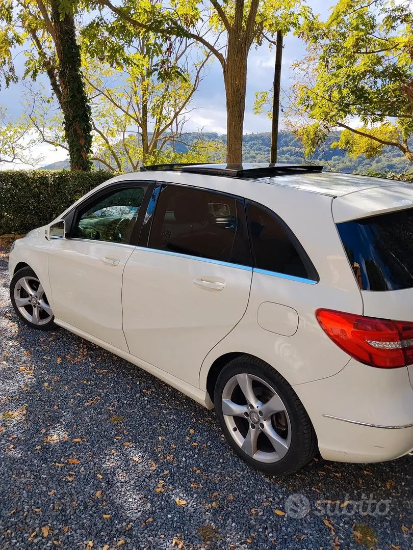 Mercedes-Benz B-Class 2014 photo 3