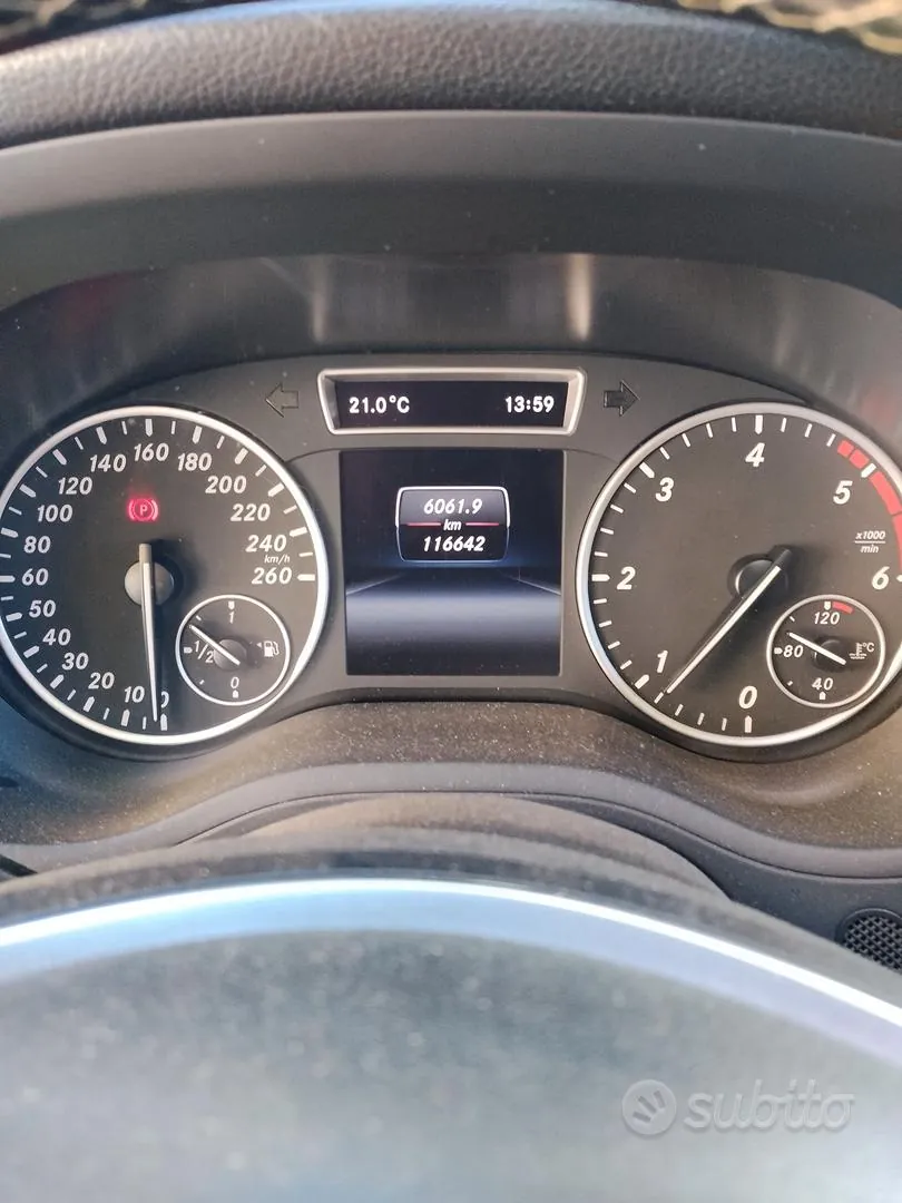Mercedes-Benz B-Class 2014 photo 5