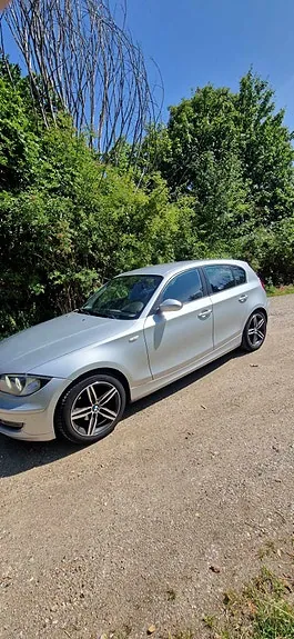 BMW 118D 2008 photo 3