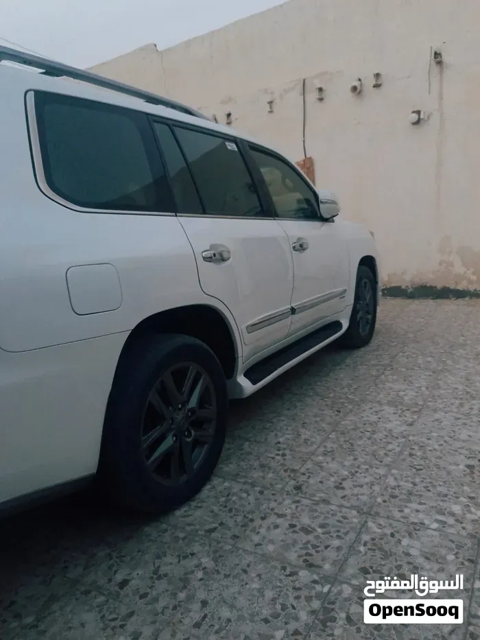 Lexus Lx 570 2014 photo 4