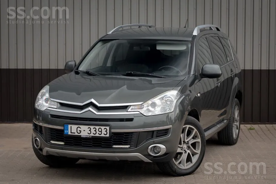 Citroen C-Crosser 2010 photo 3