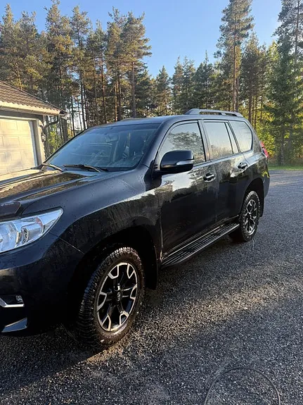 Toyota Land Cruiser 2019 photo 2