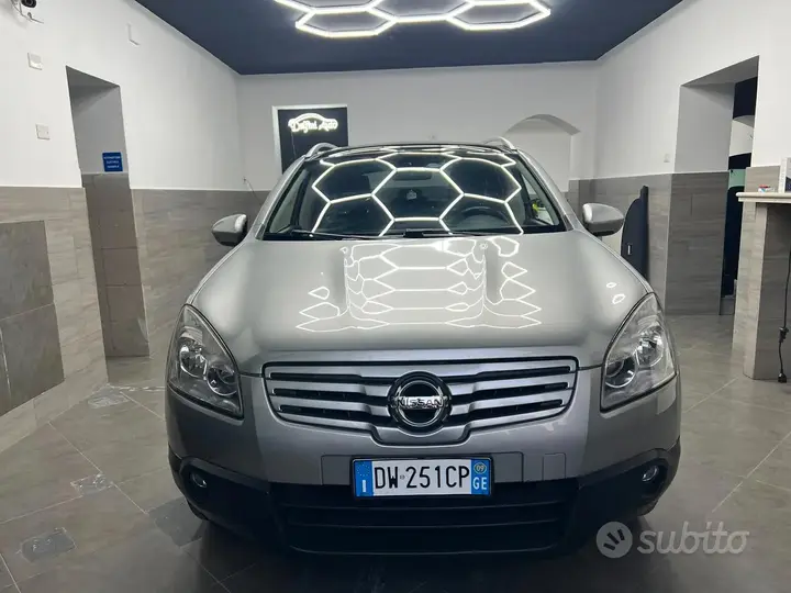 Nissan Qashqai 2009 photo 2