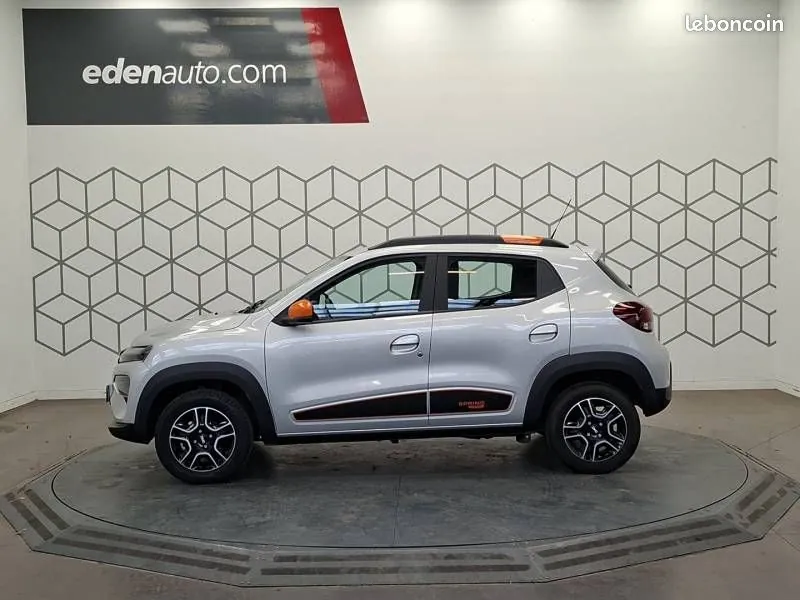 Dacia Spring 2023 photo 2