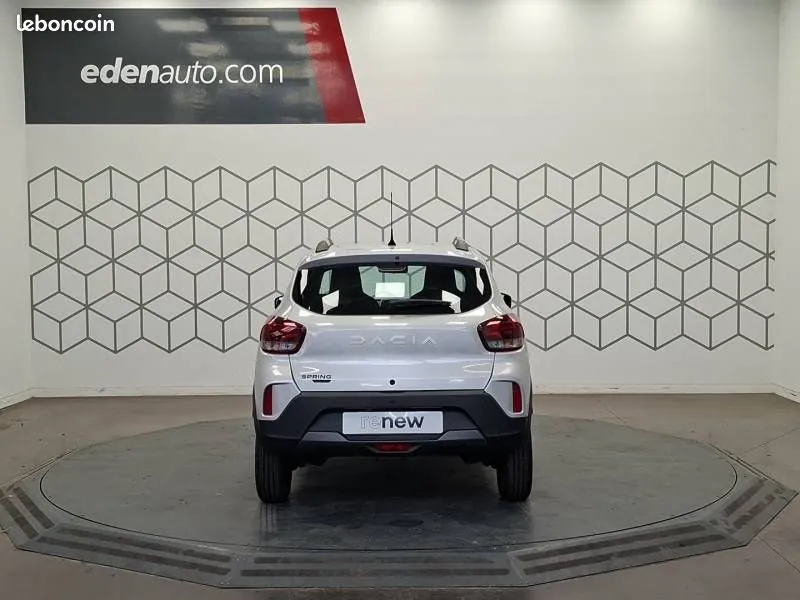 Dacia Spring 2023 photo 4