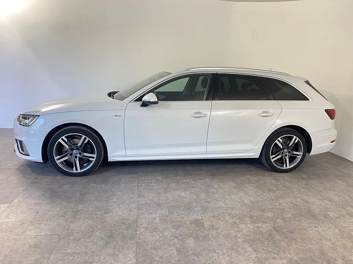 Audi A4 2019 photo 2