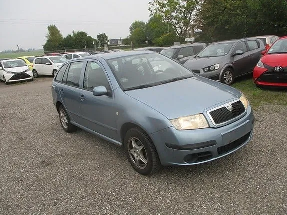 Skoda Fabia 2007 photo 3