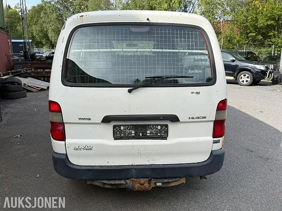 Toyota Hiace 2008 photo 4