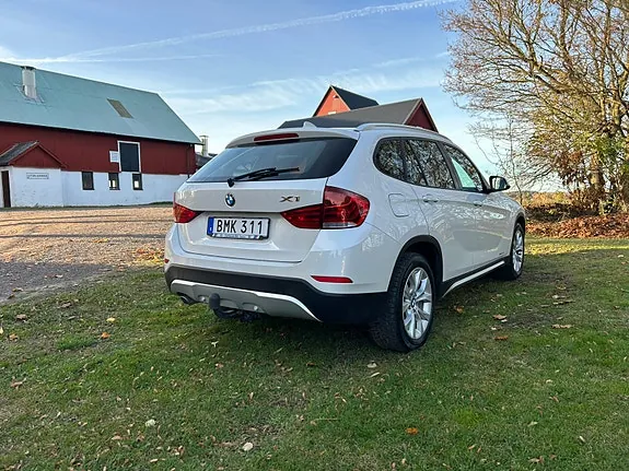 BMW X1 2015 photo 2