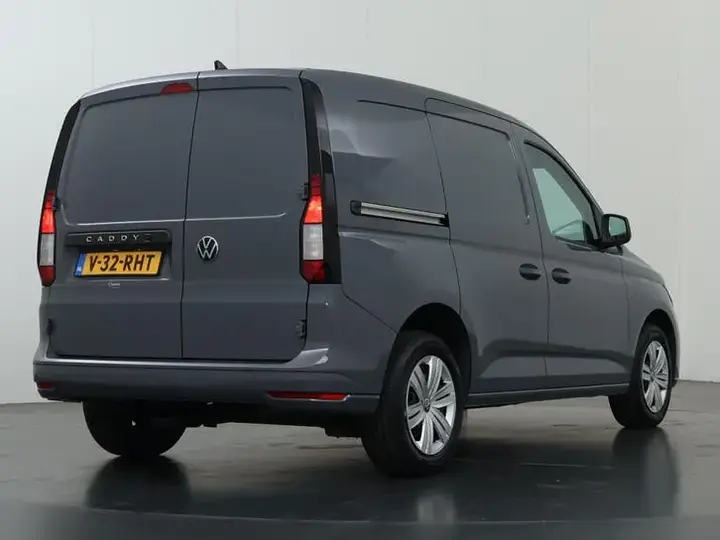 Volkswagen Caddy Cargo 2024 photo 2