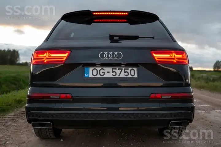 Audi Q7 2016 photo 4