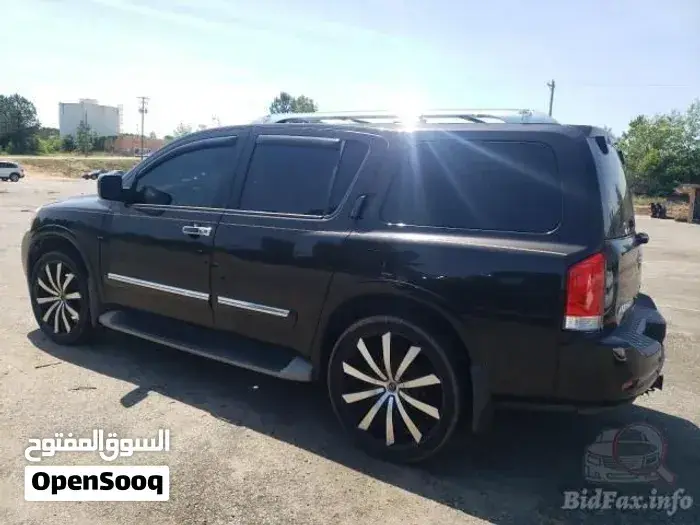 Nissan Armada 2011 photo 3