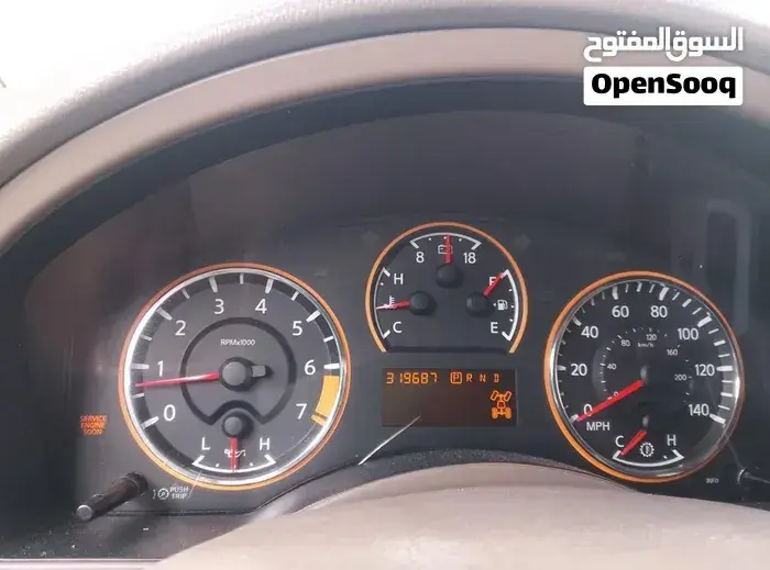 Nissan Armada 2011 photo 2