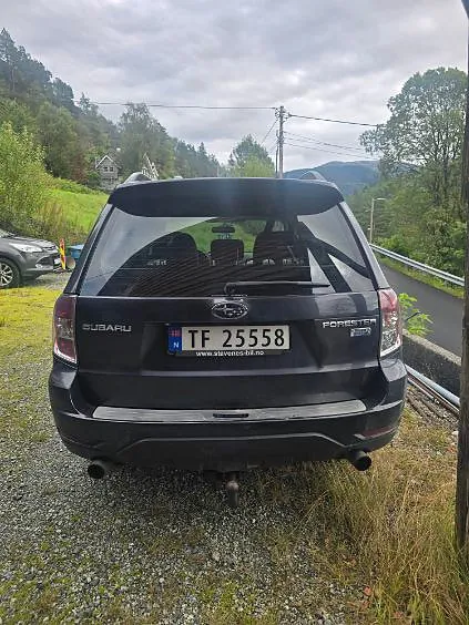 Subaru Forester 2010 photo 4