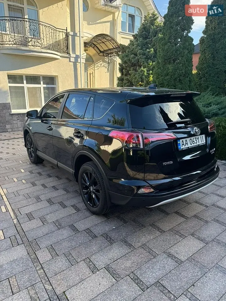 Toyota Rav4 2015 photo 3