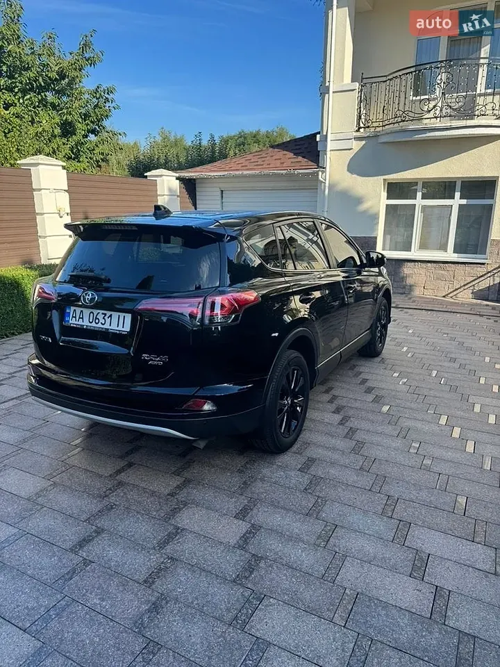 Toyota Rav4 2015 photo 4
