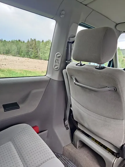 Volkswagen Caravelle 1999 photo 4
