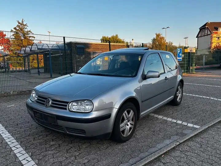 Volkswagen Golf 4