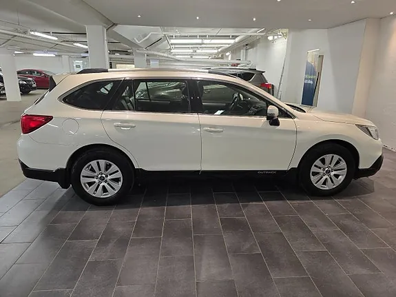 Subaru Outback 2015 photo 4