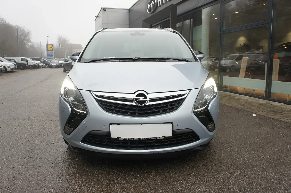 Opel Zafira 2015 photo 2