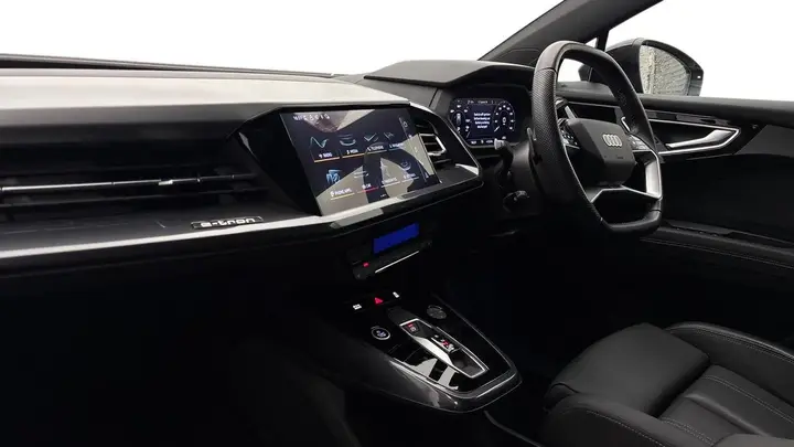 Audi Q4 E-Tron 2023 photo 2