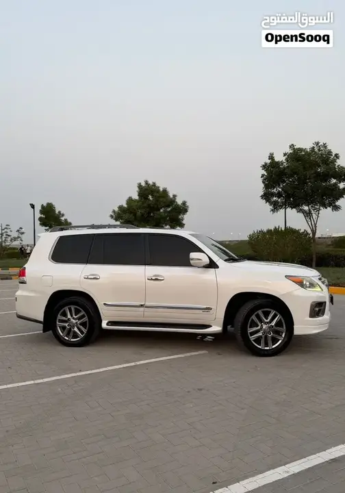 Lexus Lx 2013 photo 4