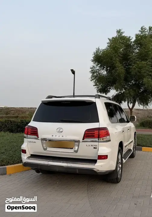 Lexus Lx 2013 photo 2