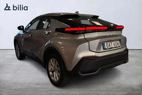 Toyota C-Hr 2025 photo 2